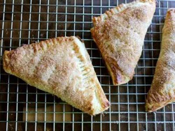 Redners In-Store Baked No Sugar Added Apple Turnovers 2-Pack 5 Oz
