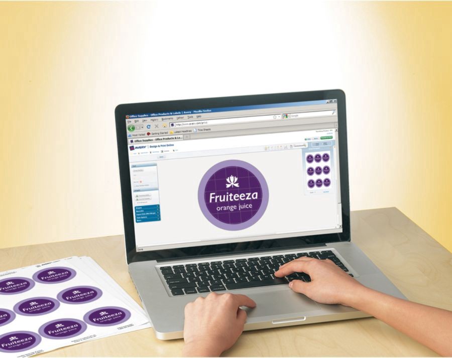 slide 9 of 10, Avery Print-To-The-Edge Water Resistant Labels, 22856, Round, White, 72 ct; 2.5 in