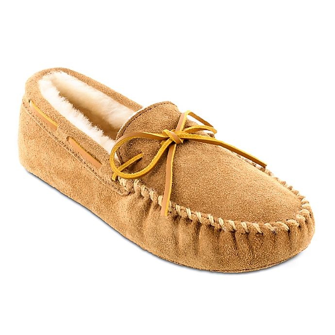 slide 1 of 1, Minnetonka Sheepskin Softsole Size 12 Men's Moccasin - Golden Tan, 1 ct