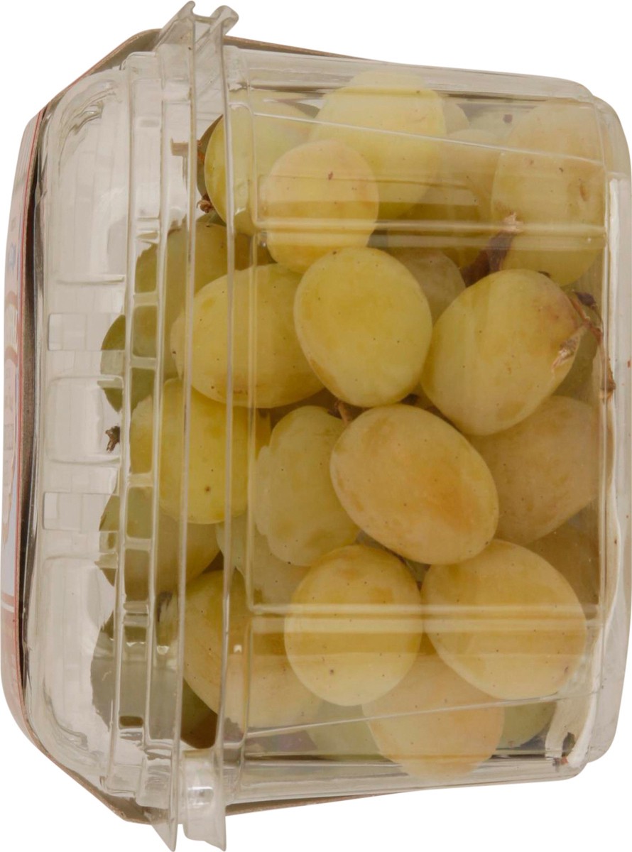 slide 10 of 12, Carnival Grapes, 1 lb