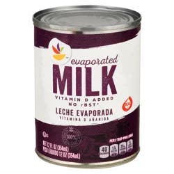 Giant Evaporated Milk with Vitamin D (Leche Evaporada)
