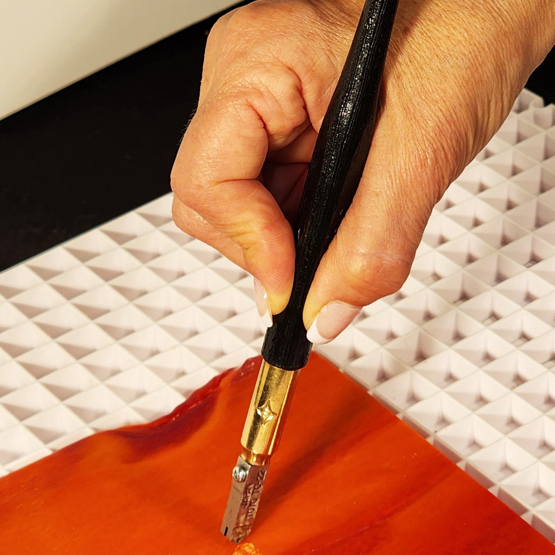 slide 5 of 5, Toyo Pattern Blade Dry Wheel Supercutter Glass Tool, 7.5 in x 5/8 in x 5/8 in