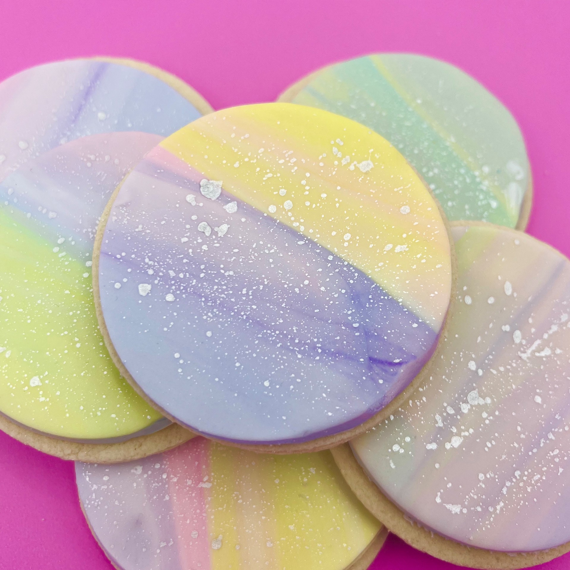 slide 2 of 4, Satin Ice Luster Brush, 0.07 oz