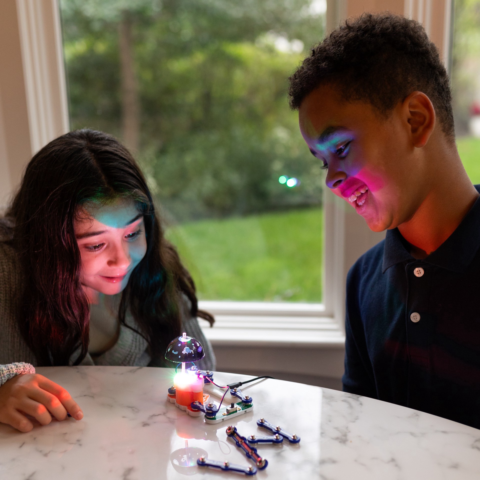 slide 2 of 4, Elenco Electronics Elenco Snap Circuit Nite Lite Kit, 1 ct