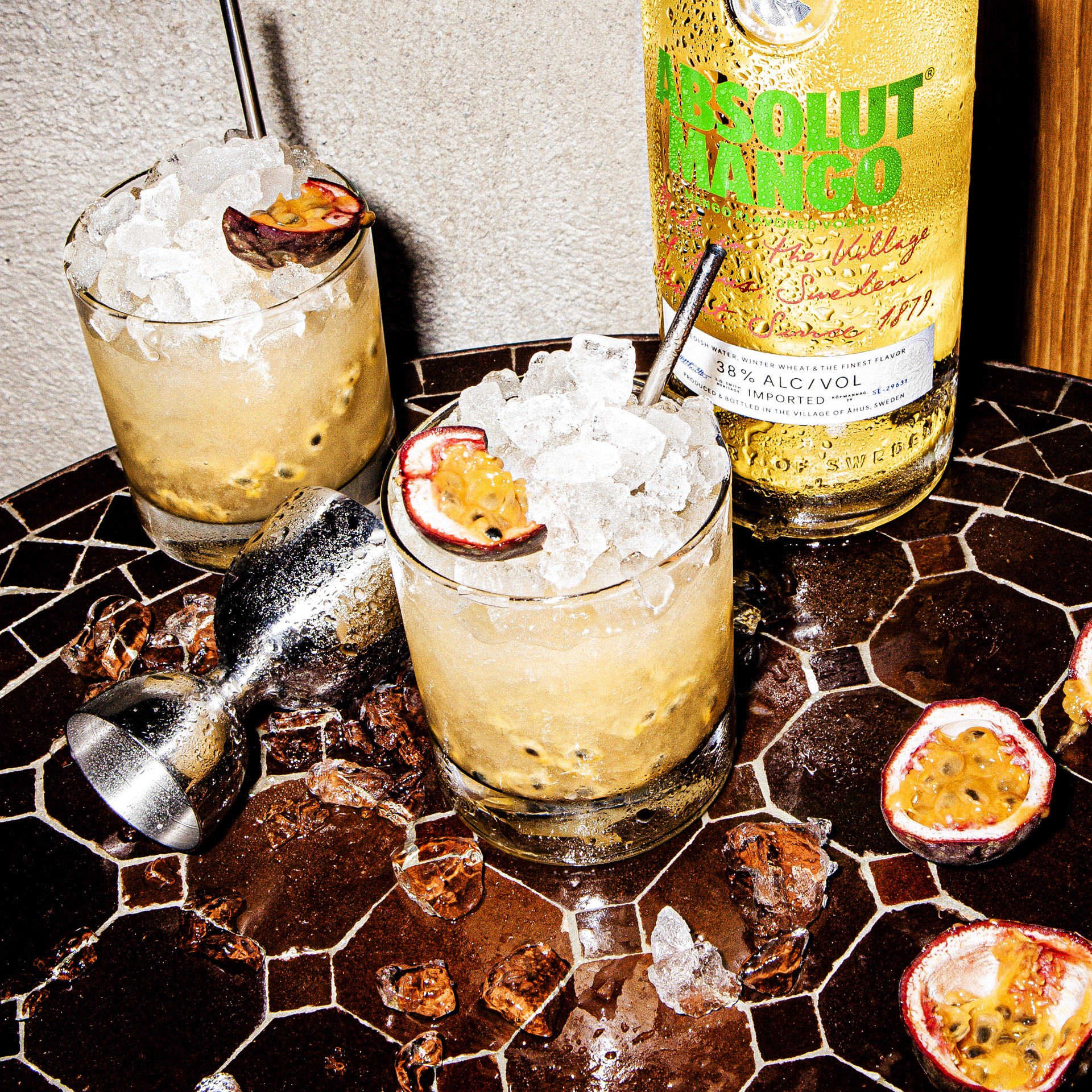 slide 2 of 8, Absolut Mango Flavored Vodka, 1 L Bottle, 38% ABV, 1 liter