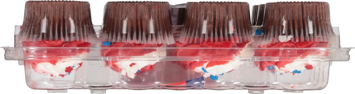 slide 7 of 11, two-bite Chocolate Cupcakes 10 oz, 10 oz