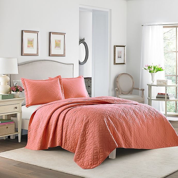 slide 1 of 1, Laura Ashley Solid Full/Queen Quilt Set - Coral, 3 ct