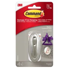Command Medium Traditional Hook Brushed Nickel