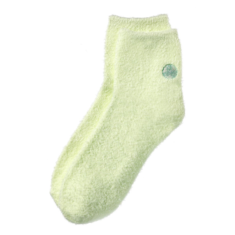slide 1 of 1, Earth Therapeutics Aloe Socks Light Green Hemp Oil, 1 pair