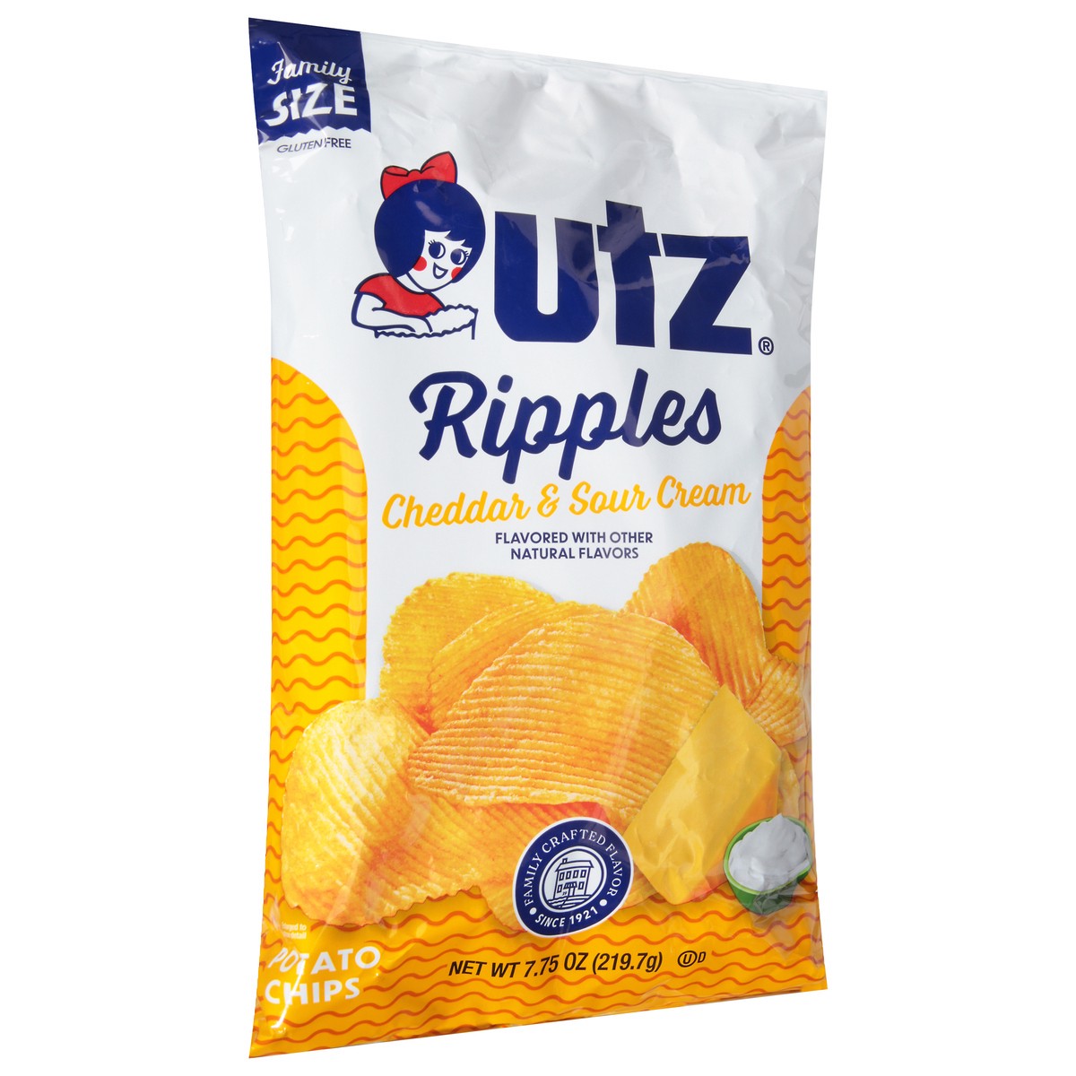 slide 4 of 9, Utz Cheddar & Sour Cream Ripple Chip, 7.75 oz