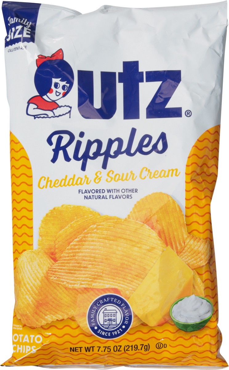 slide 3 of 9, Utz Cheddar & Sour Cream Ripple Chip, 7.75 oz
