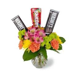 Hy-Vee Sweeten Your Day Arrangement