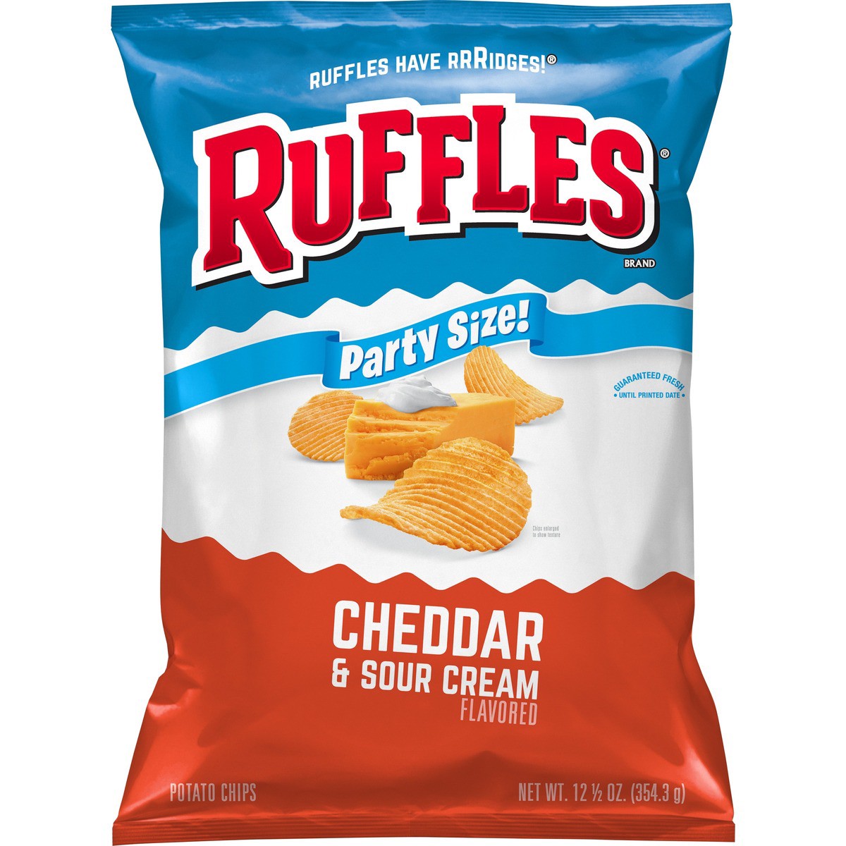 slide 6 of 8, Ruffles Potato Chips, Cheddar & Sour Cream Flavored, Party Size,, 12.5 oz