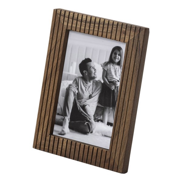 slide 5 of 8, Realspace Becker Wood Picture Frame, 5-3/4"" X 7-3/4"", Matted For 4"" X 6"", Natural, 1 ct