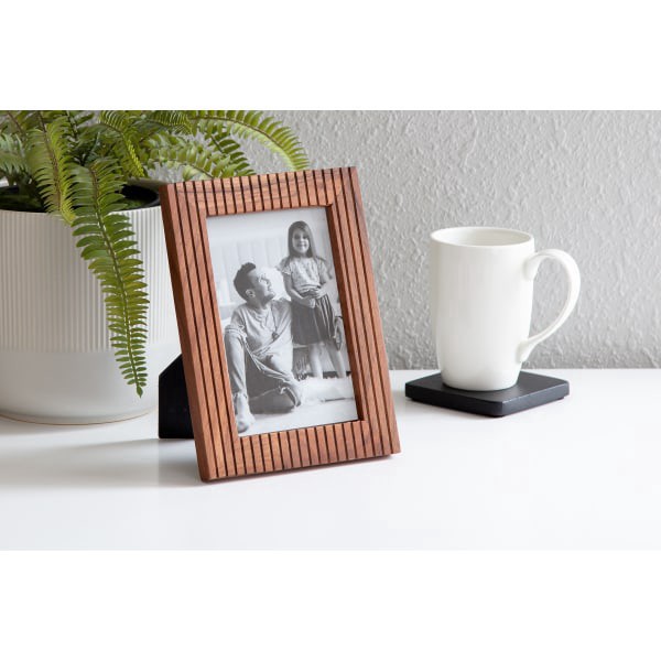 slide 2 of 8, Realspace Becker Wood Picture Frame, 5-3/4"" X 7-3/4"", Matted For 4"" X 6"", Natural, 1 ct