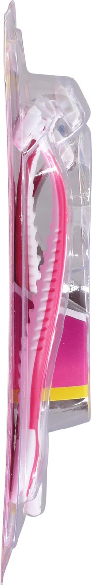 slide 9 of 9, RM CleanShave 3 Pack Triple Blade Disposable Razors 3 ea, 3 ct