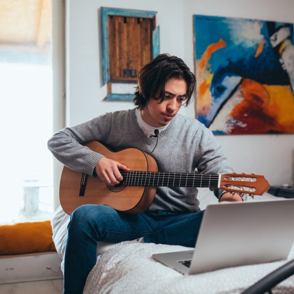 slide 3 of 6, Monster Cable Lavalier Clip-On Microphone, 8 Pins, Black, 1 ct