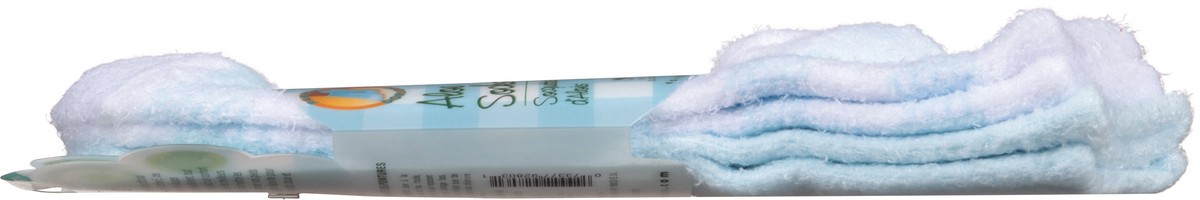 slide 6 of 11, Earth Therapeutics Aloe Moisture Aloe Socks 2 ea, 2 ct
