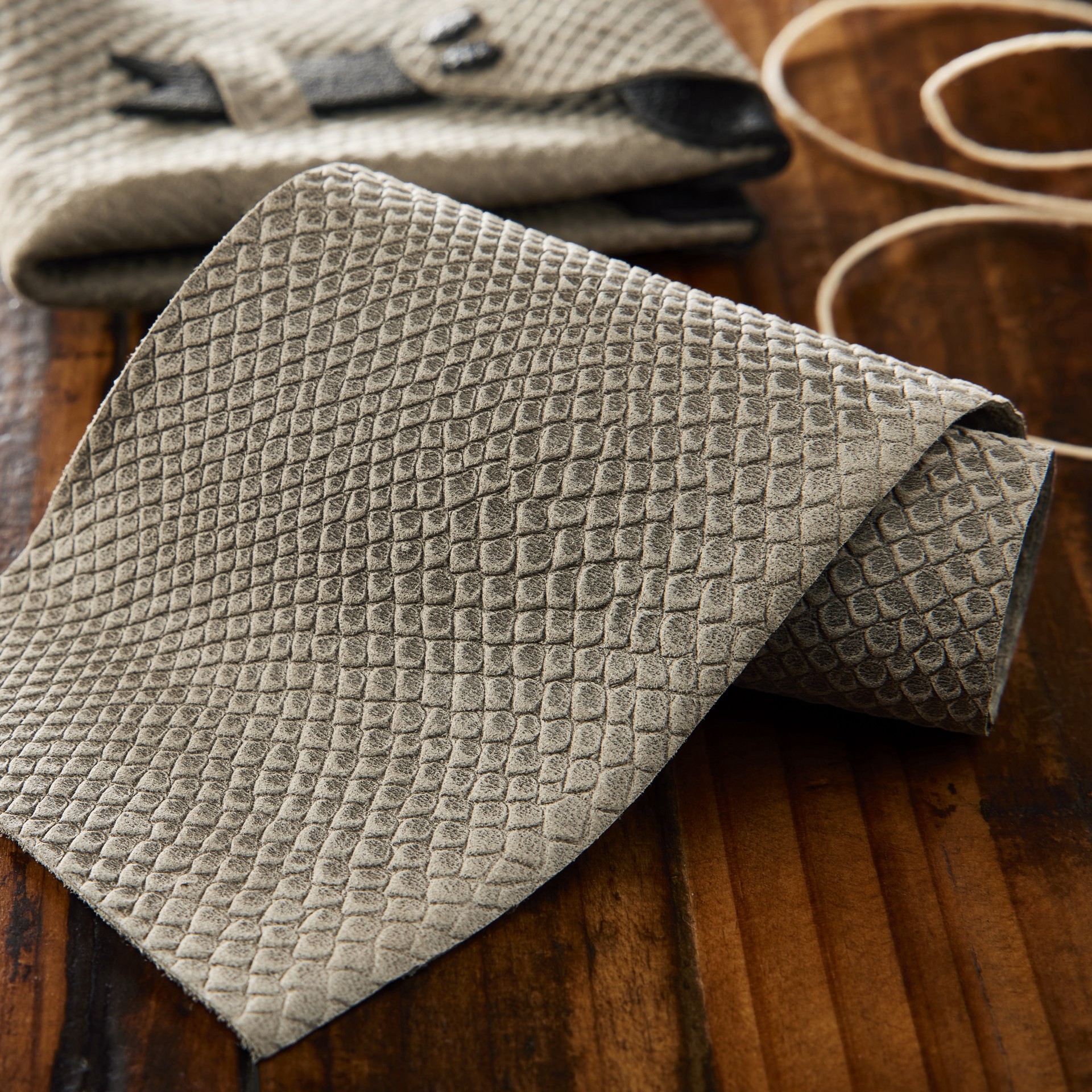 slide 2 of 5, Cobra Grain Leather Trim By Artminds, 8.5 in x 11 in