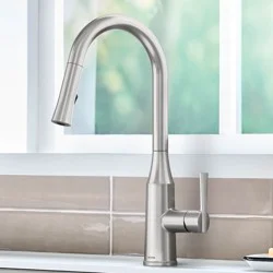 Moen Skiles Spot Resist Stainless Single Handle Deck-mount Pull-down Kitchen Faucet with Sprayer (Includes Deck Plate)