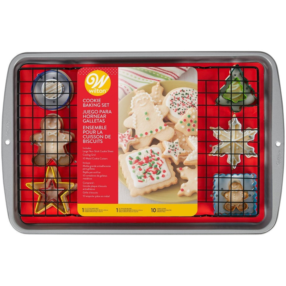 slide 5 of 5, Wilton Holiday Cookie Baking Set, 12 ct