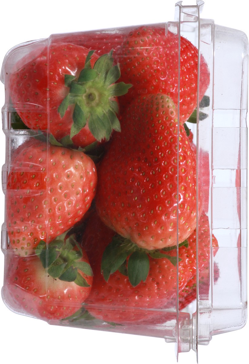 slide 9 of 9, Driscoll's Strawberries - 1lb, 16 oz