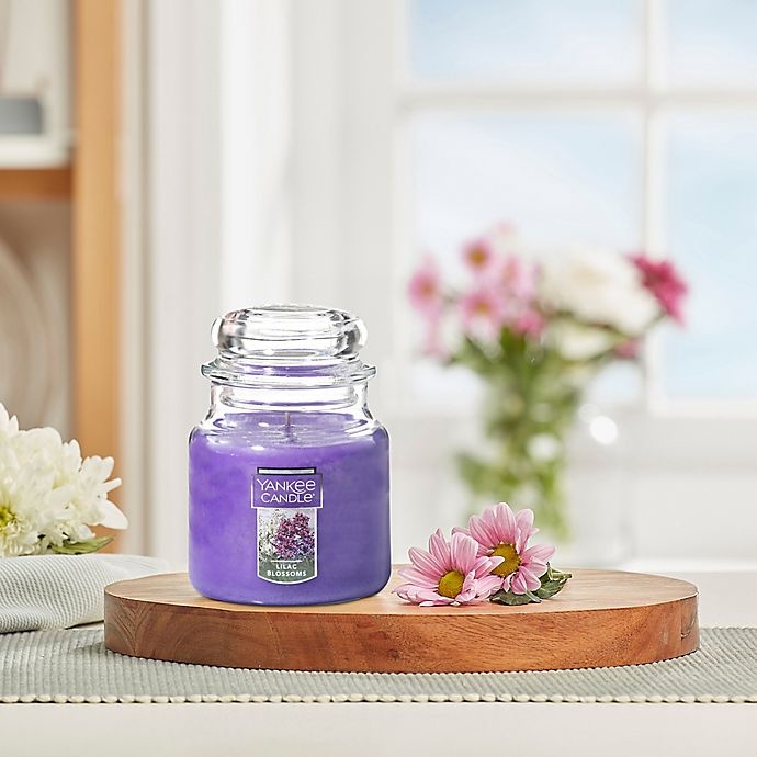 slide 2 of 2, Yankee Candle Housewarmer Lilac Blossoms Medium Classic Jar Candle, 1 ct