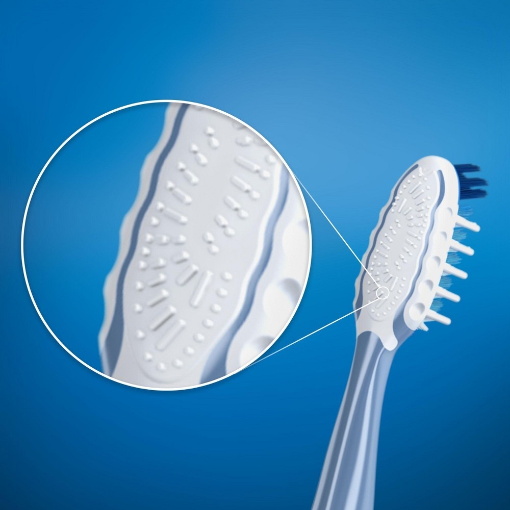 slide 4 of 8, Oral-B 3D White Luxe Soft Bristle Manual Toothbrush, 1 ct