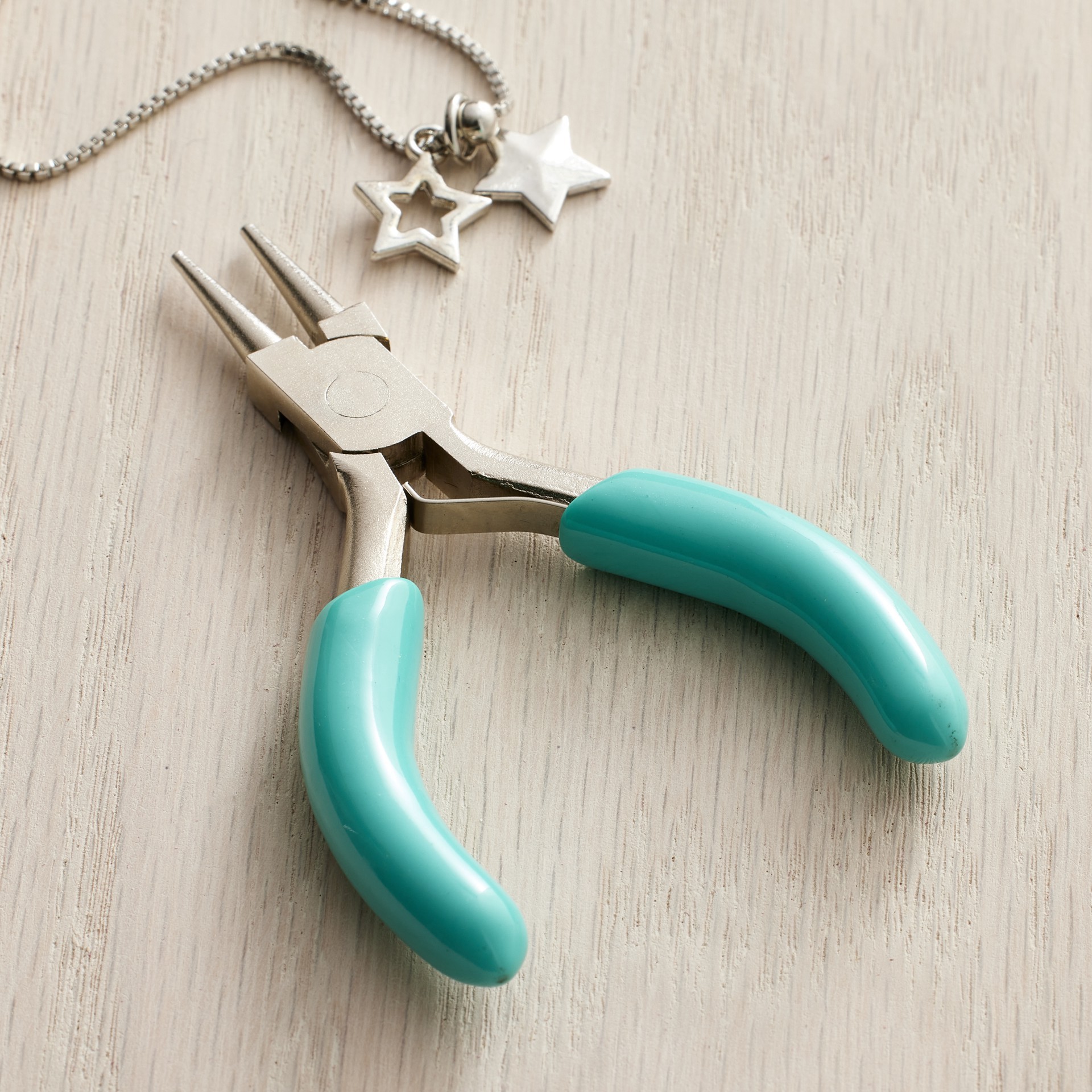 slide 2 of 2, Mini Round Nose Pliers By Bead Landing, bends wire 32- to 24-gauge thickness