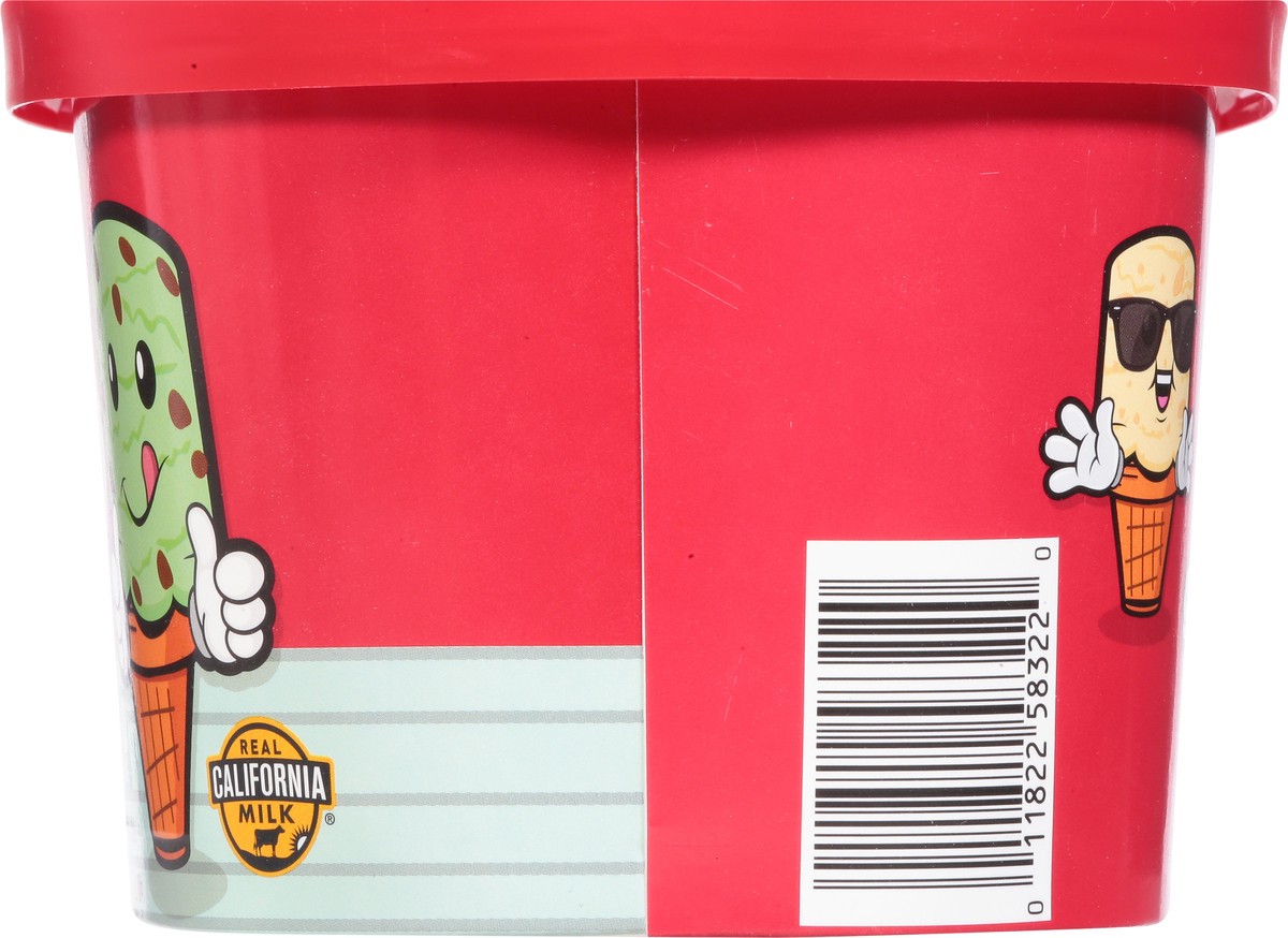 slide 13 of 14, Thrifty Mint 'N Chip Ice Cream 1.5 qt, 1.5 qt