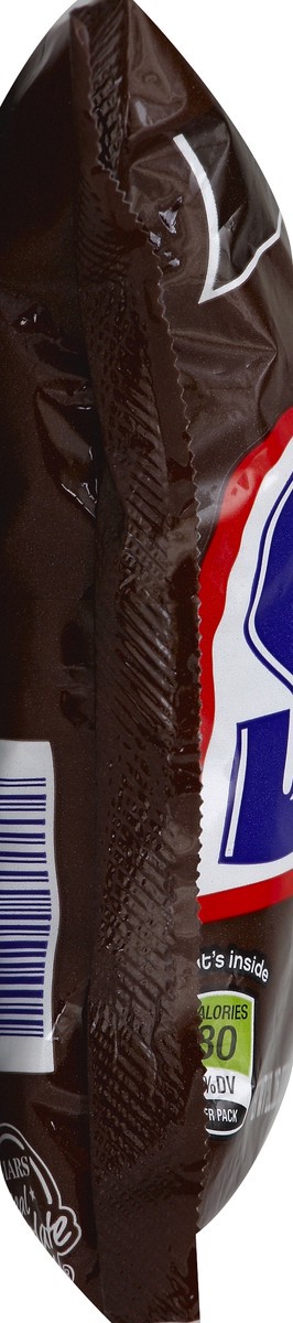 slide 3 of 6, SNICKERS Fun Size Chocolate Bars Candy Bag, 11.18 ounce, 11.18 oz