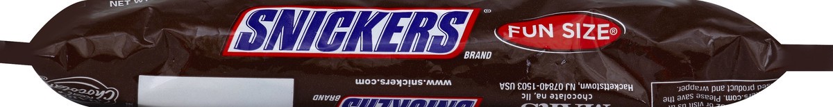 slide 5 of 6, SNICKERS Fun Size Chocolate Bars Candy Bag, 11.18 ounce, 11.18 oz