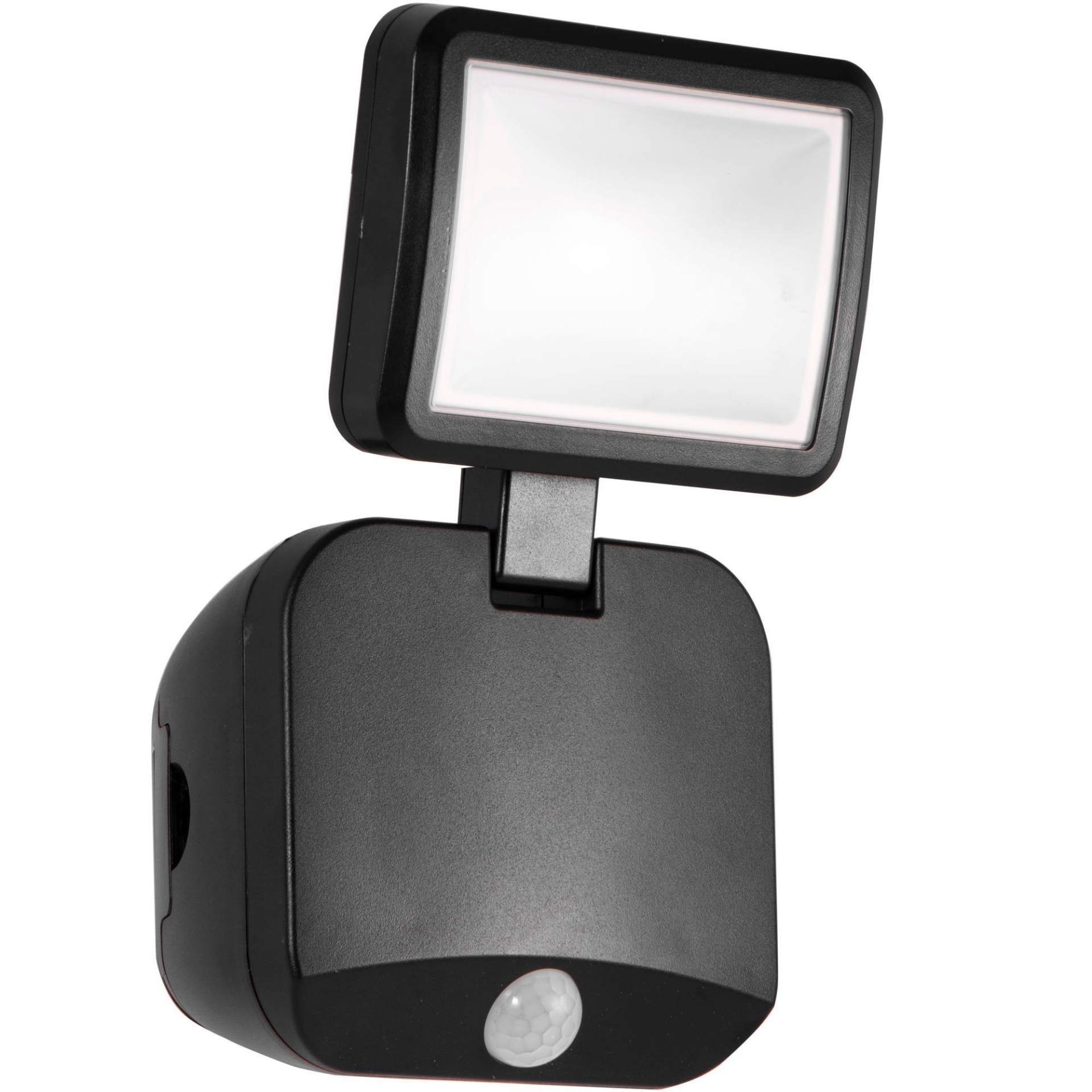 slide 1 of 8, Energizer 250 Lumens Outdoor LED Motion Sensing Single Head Security Outdoor Wall Light Black, 1 ct