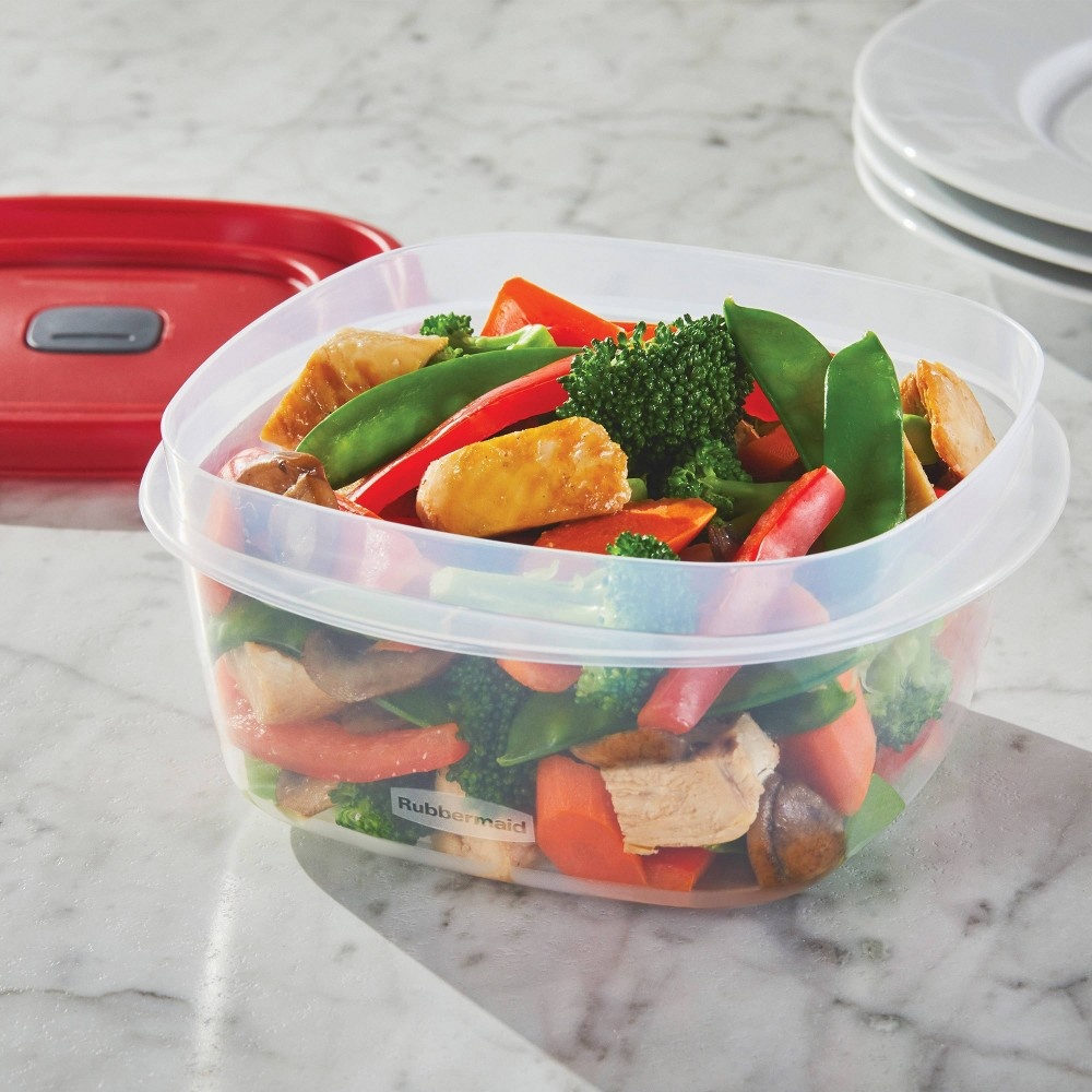 slide 3 of 6, Rubbermaid 5 Cup Plastic Food Storage Container, 1 ct