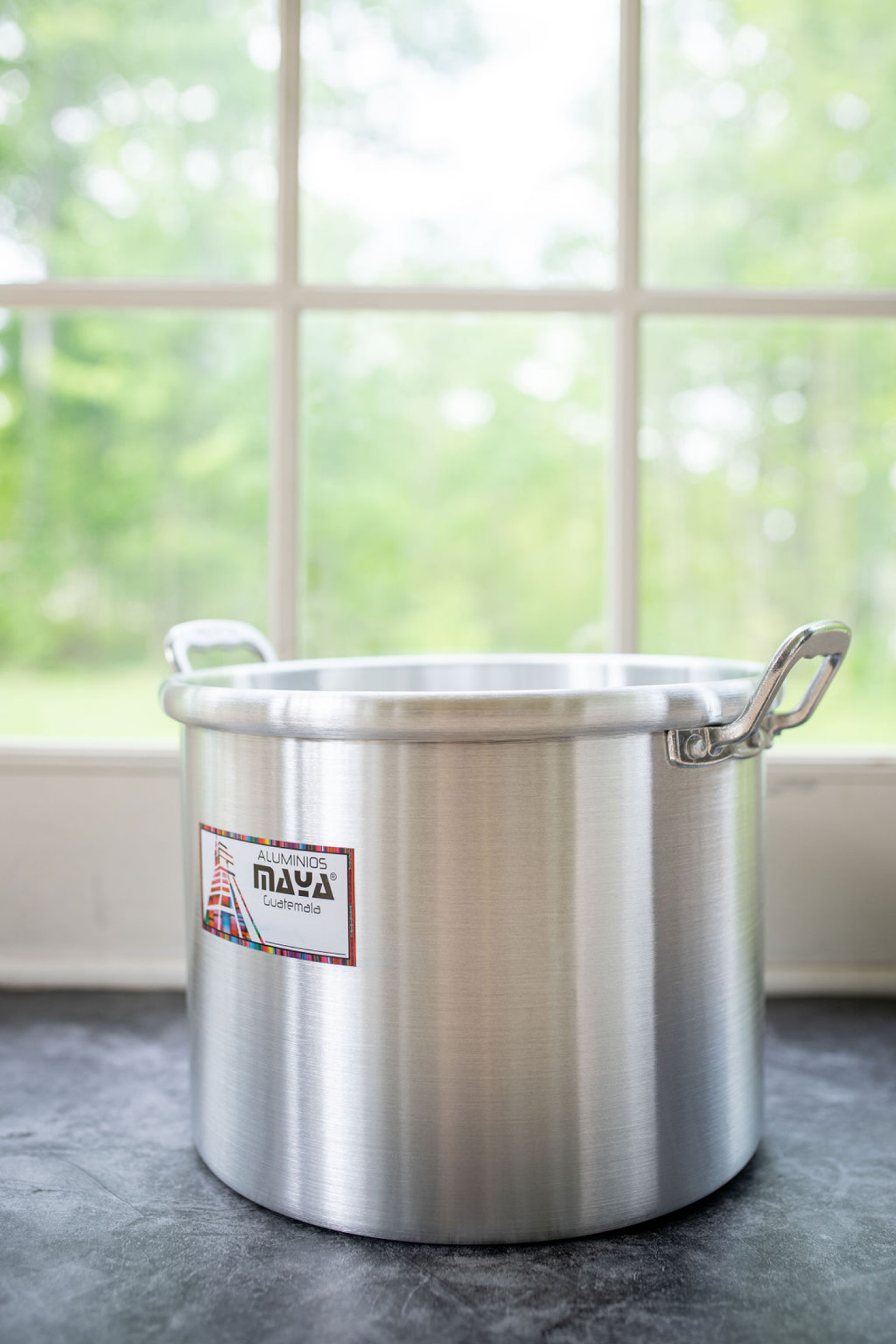 slide 1 of 1, Cusina Maya Pro Pot with Lid 18 Qt, 18 qt