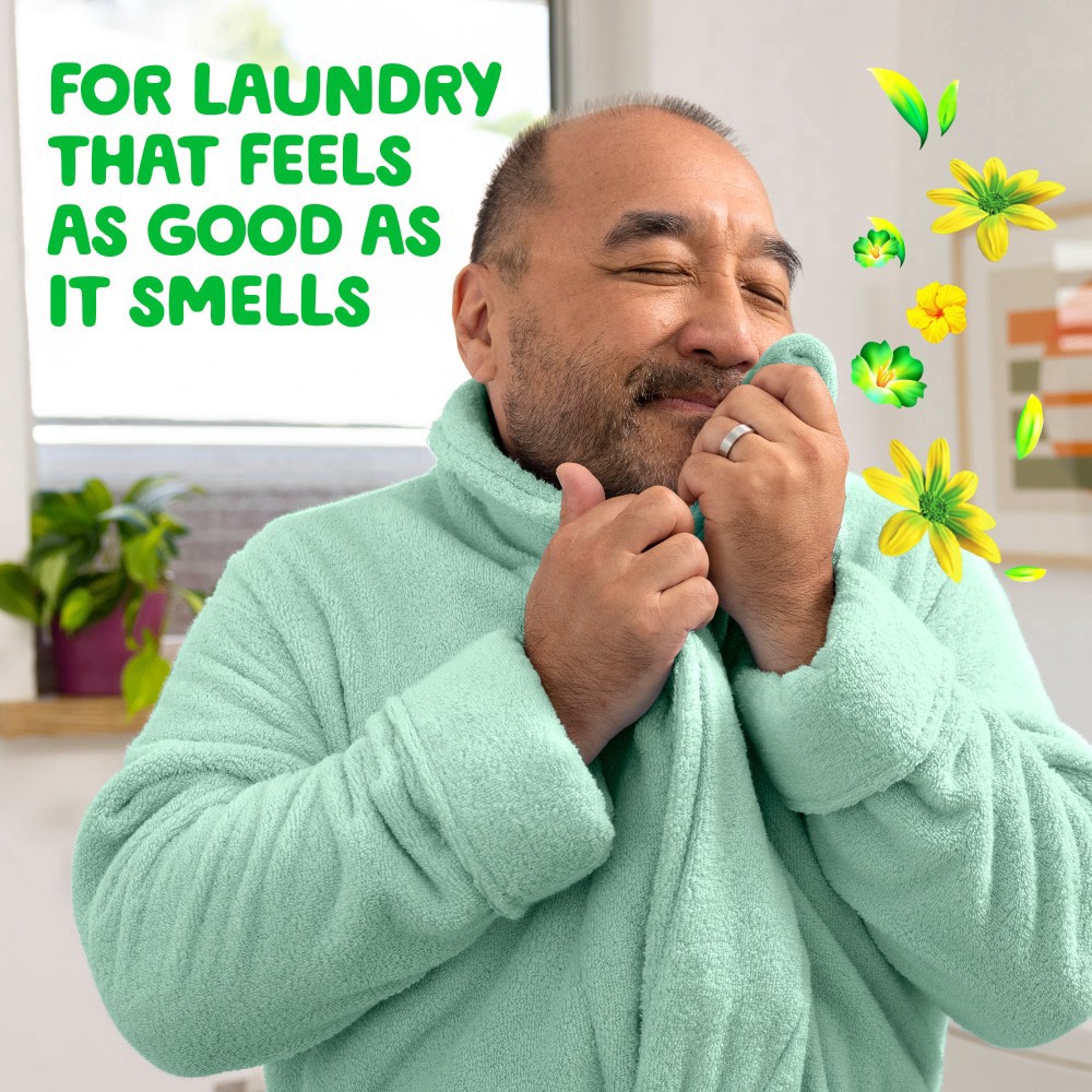 slide 4 of 6, Gain Liquid Fabric Softener, Original Scent, 100 FL OZ LIQ., 136 Loads, Smooth Touch - softness you can feel, 3.15 qt