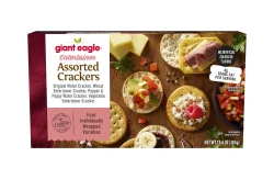 Giant Eagle Entertainer Crackers, Assorted - 13.6 oz