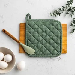 Hy-Vee Seasons Stonewash Potholder In Dusk Green