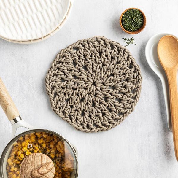 slide 1 of 1, Hy-Vee Seasons Knotted Trivet In Chateau Gray, 1 ct