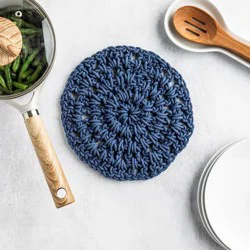 Hy-Vee Seasons Knotted Trivet In Echo Blue