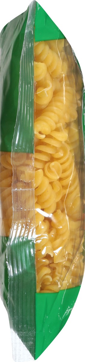 slide 7 of 10, Food Club Enriched Macaroni Product, Rotini, 16 oz