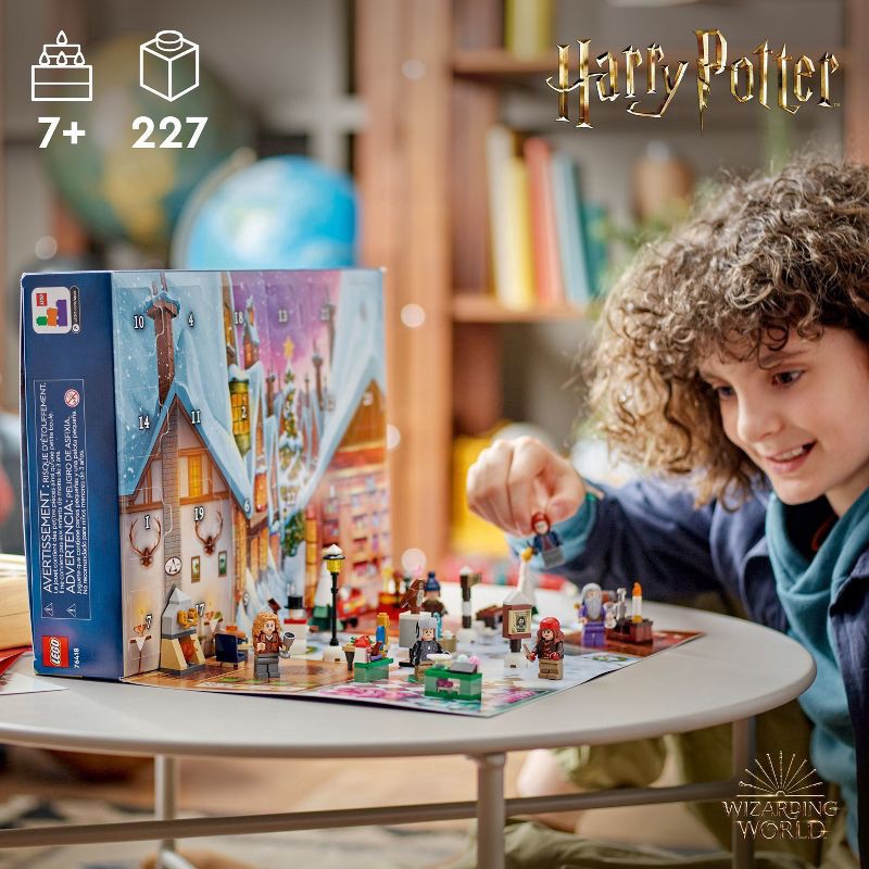 slide 3 of 6, Lego Harry Potter Hufflepuff House Banner Playset, 313 ct