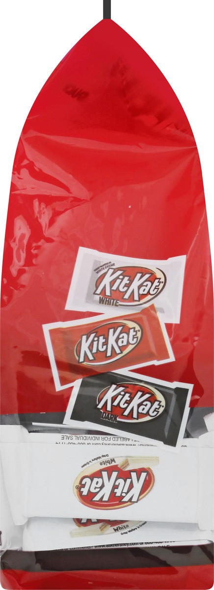 slide 5 of 9, KIT KAT Assorted Flavored Wafer Snack Size, Candy Party Pack, 31.36 oz, 31.36 oz