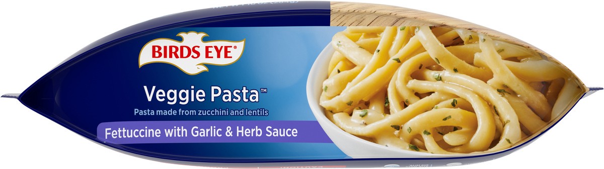 slide 3 of 8, Birds Eye Veggie Pasta Fettucine with Garlic and Herb Sauce, Frozen, 10 oz., 10 oz