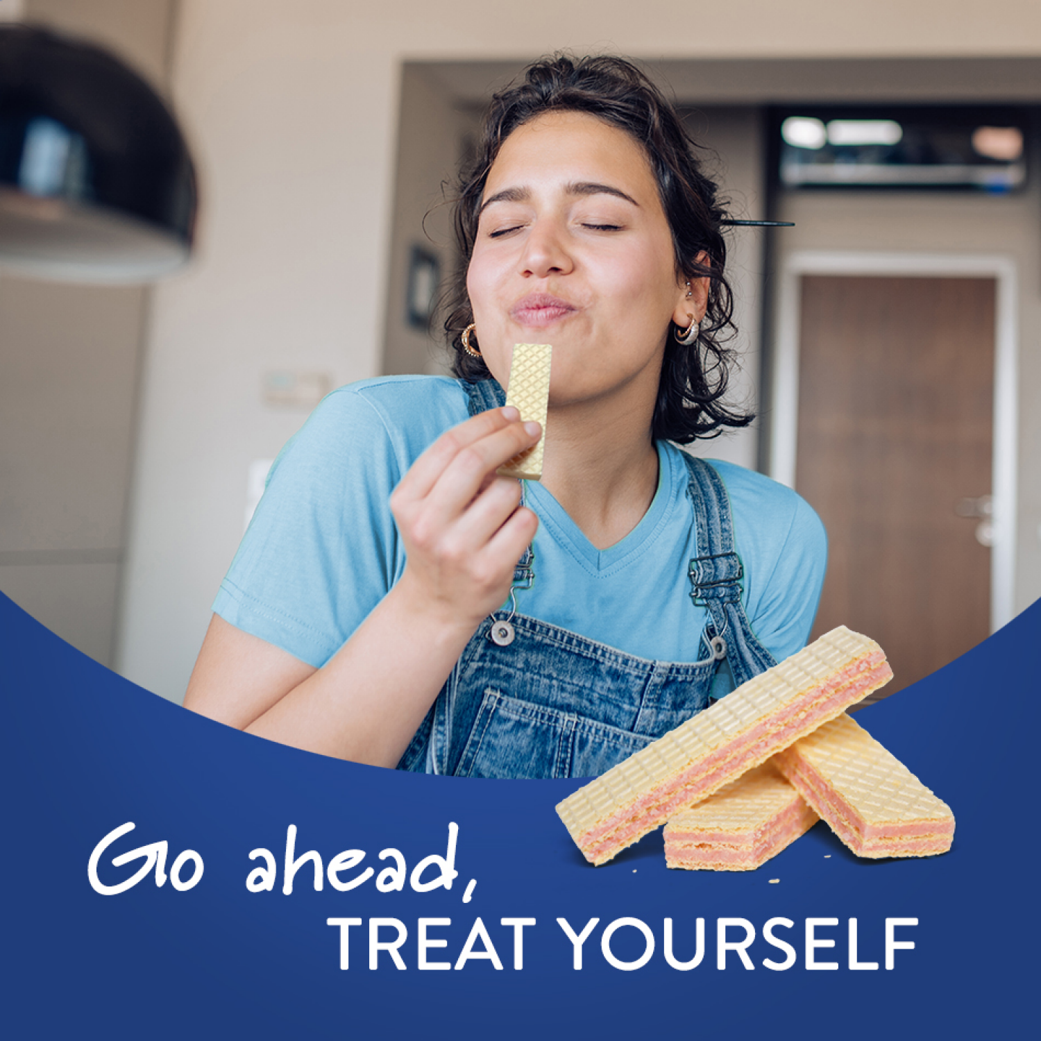 slide 5 of 5, VOORTMAN Bakery Zero Sugar Strawberry Wafers 9 oz, 9 oz