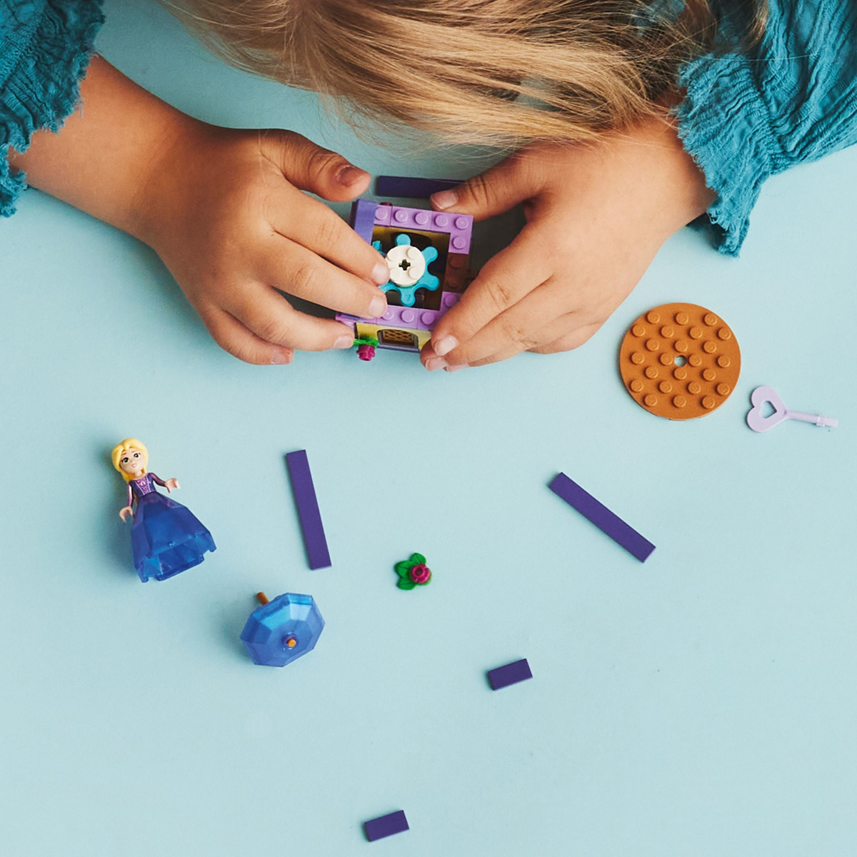 slide 8 of 21, LEGO Disney Princess Twirling Rapunzel Collectible Toy 43214, 89 ct