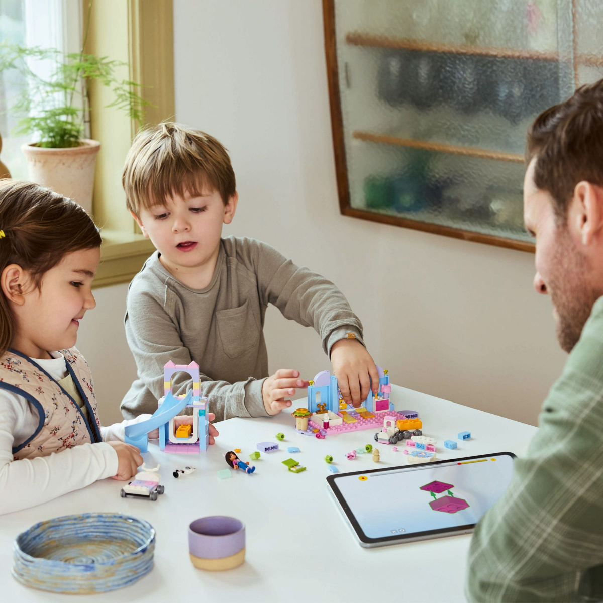 slide 2 of 4, LEGO Gabbys Dollhouse Gabbys Kitty Care Ear Building Set and Cat Toy 10796, 1 ct