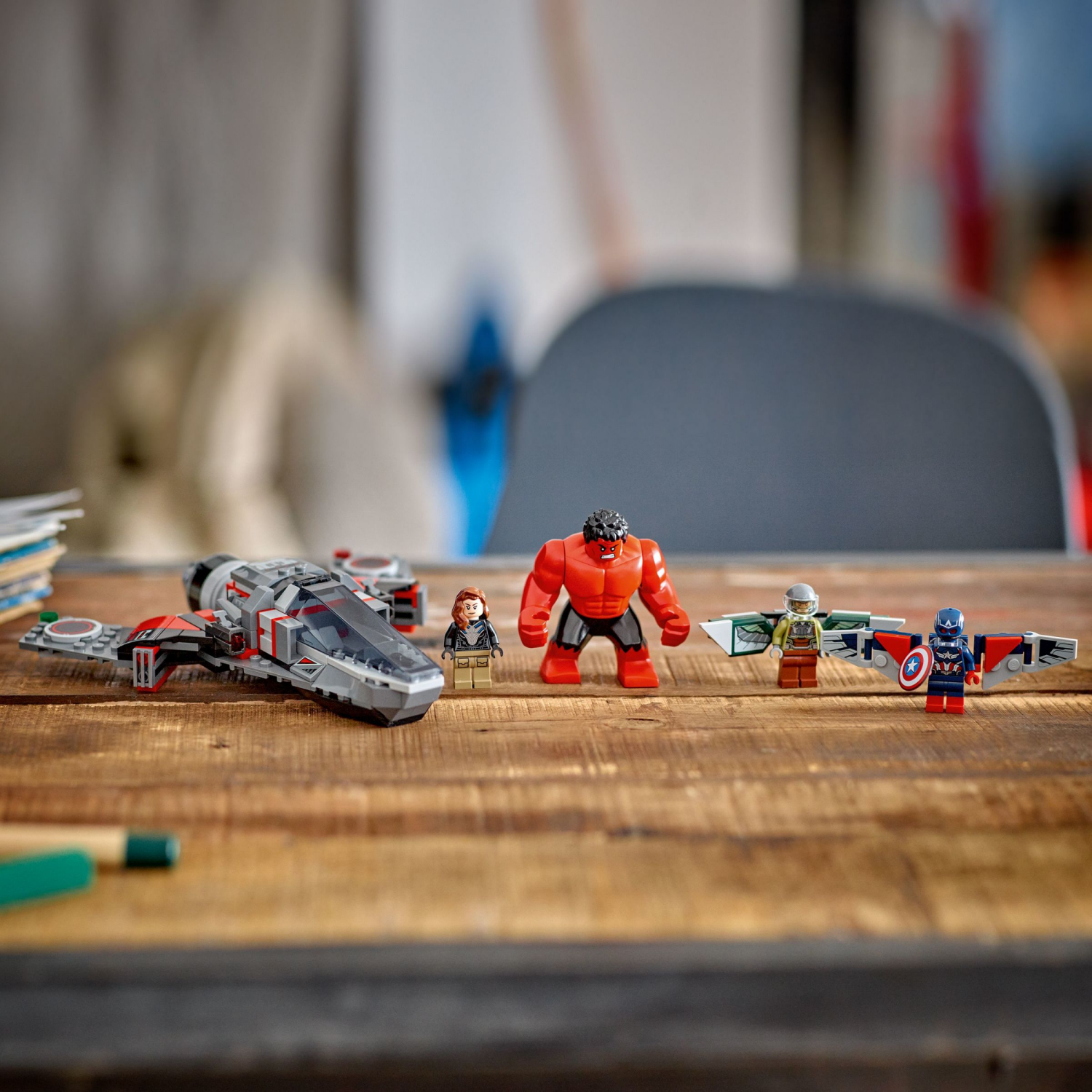 slide 6 of 6, LEGO Marvel Captain America vs. Red Hulk Battle Super Hero Toy with Minifigures 76292, 1 ct