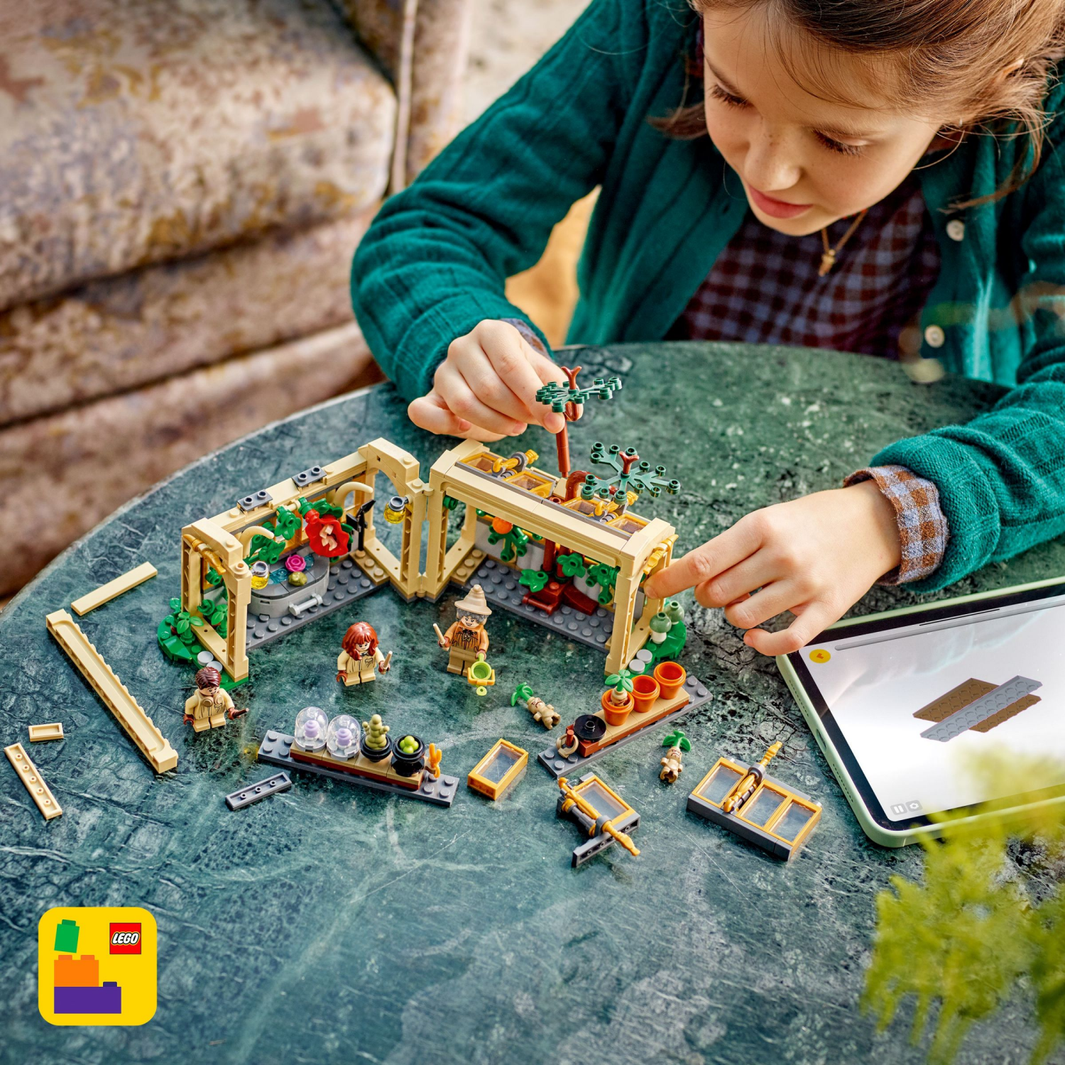 slide 6 of 6, LEGO Harry Potter Hogwarts Castle: Herbology Class 76445, 1 ct