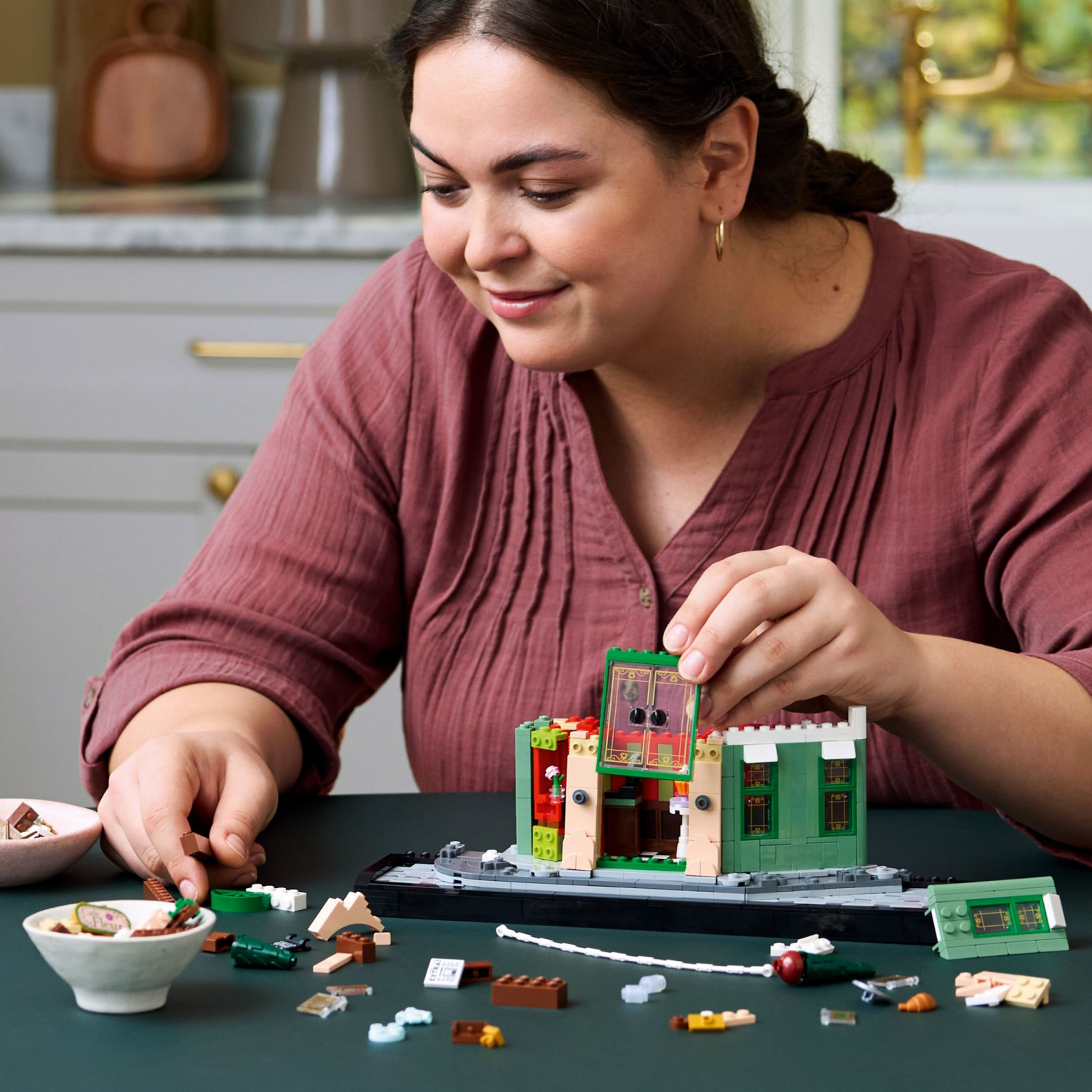 slide 3 of 6, LEGO Icons French Café Paris Home Decor Kit 10362, 1 ct